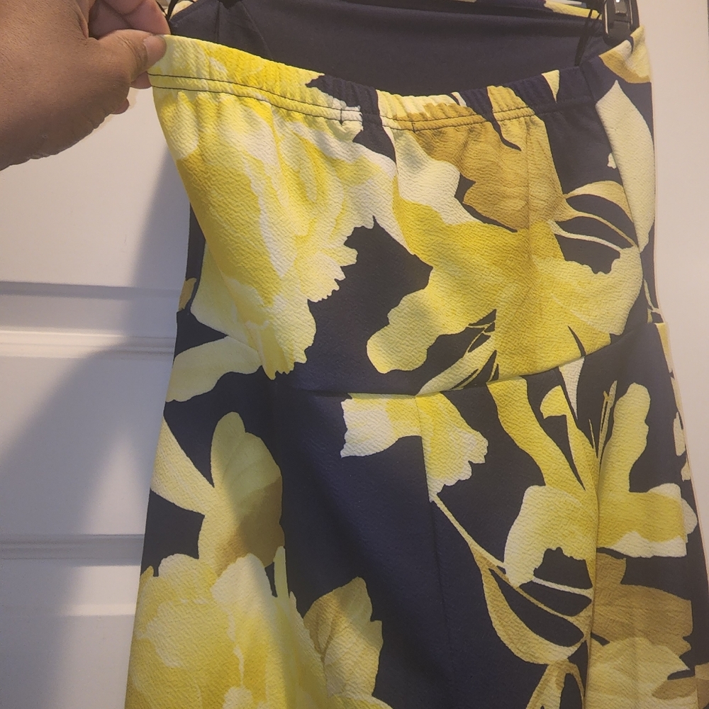 Jumpsuit - Picture 3 of 4